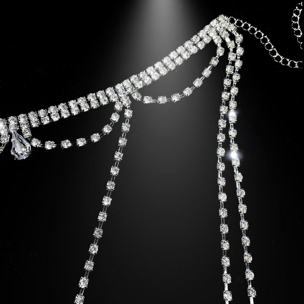Silver rhinestone collar teardrop and extender detail