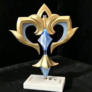 Sandrone gold and pale blue decorative wind-up key accessory