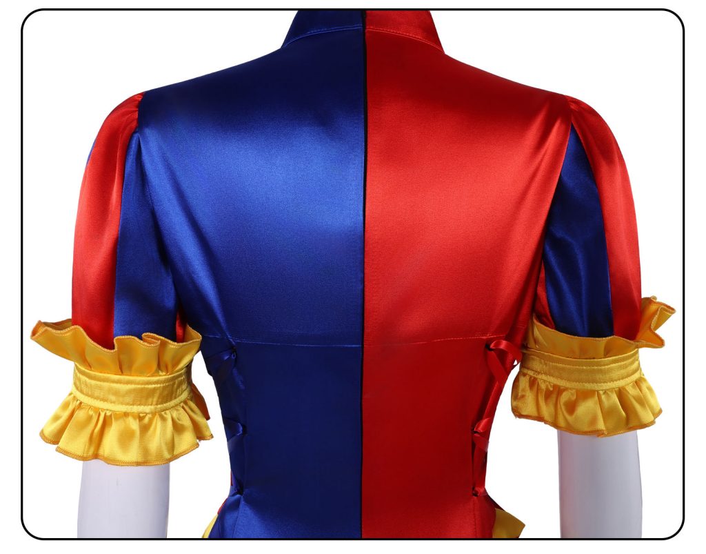 Back collar and zipper of the Pomni jester costume