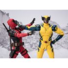 cosplayspa wolverine deadpool action figure 5162aa7f352642db8ab0cce171f9affdxl