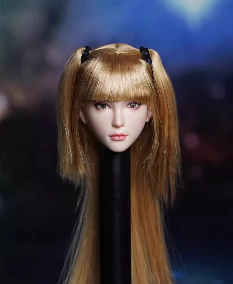 SUPER DUCK SDH028 style B head sculpt with honey blonde twin tails and bangs, front view