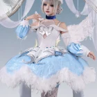 White bodice and pale blue feather-trimmed Xiao Qiao swan costume worn